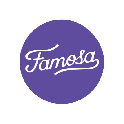 Logótipo Famosa em branco sobre fundo roxo
