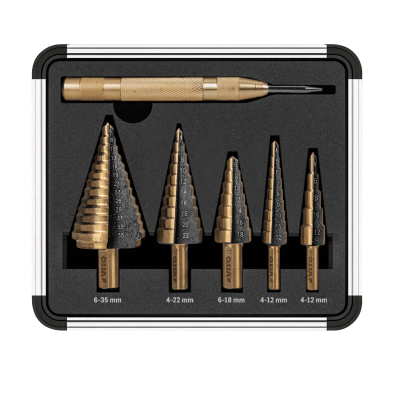 Conjunto de escareadores em caixa preta com moldura prateada