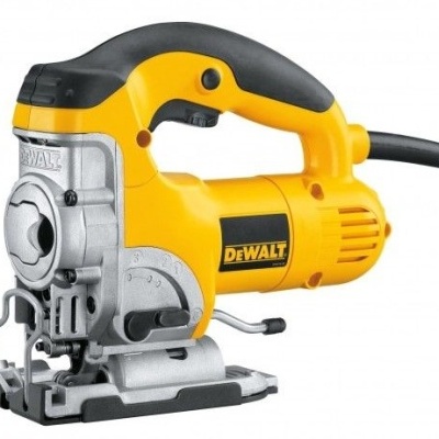 Serra tico-tico elétrica amarelo e preta da marca DeWalt