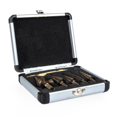 Conjunto de brocas escalonadas em caixa metálica acolchoada preta