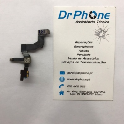 Componente eletrónico preto e cartão de visita da Dr Phone com serviços técnicos e contactos