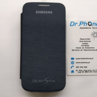 Capa preta para Samsung Galaxy S4 Mini sobre papel com publicidade Dr.Phone