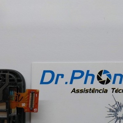 Peça electrónica com conector e etiqueta Dr.Phone