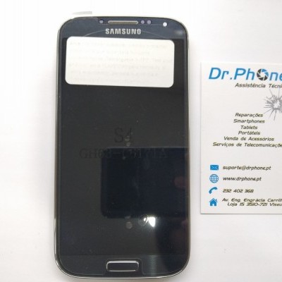 Smartphone Samsung Galaxy S4 preto com cartão de visita da Dr.Phone