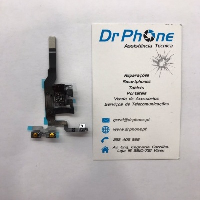 Componente eletrónico flexível ao lado de cartão de visita da Dr Phone sobre fundo branco