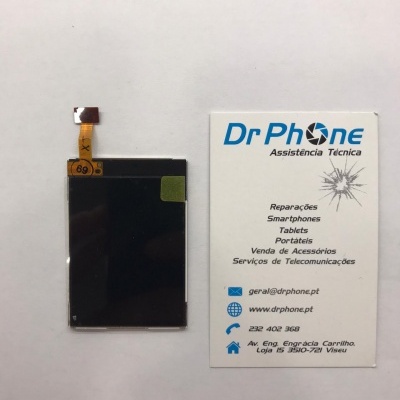 Ecrã LCD preto de smartphone ao lado de cartão de visita da empresa Dr Phone.