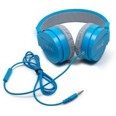 Auriculares azuis com cabo e ficha jack