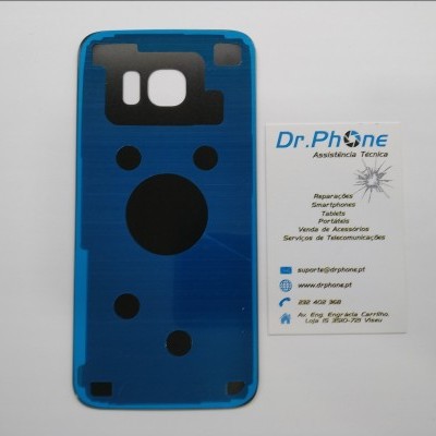 Capa traseira azul para smartphone ao lado de cartão de visita da Dr.PhOne