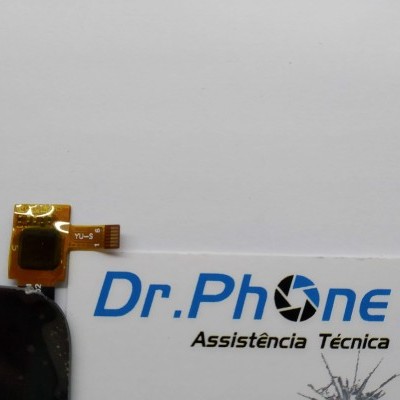 Peça electrónica e cartão Dr.Phone Assistência Técnica com écran partido
