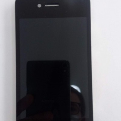 Ecrã de substituição para smartphone preto com botão circular e conector flex