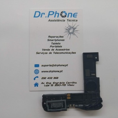 Cartão de visita Dr.Phone com componente eletrónico preto ao lado