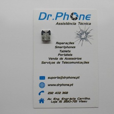 Cartão de visita Dr. Phone com texto informativo e conector micro USB preso