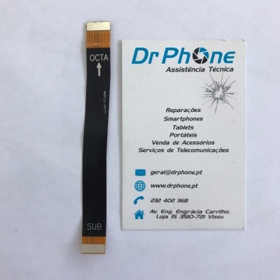 Cabo flexível preto com etiquetas 