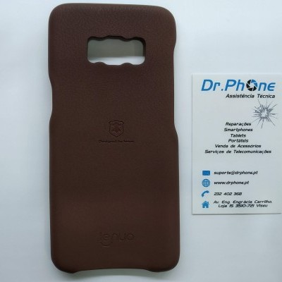 Capa de telemóvel castanha em pele sintética junto a cartão de visita da Dr.Phone