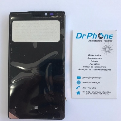 Smartphone Nokia preto com ecrã e cartão de visita da Dr Phone