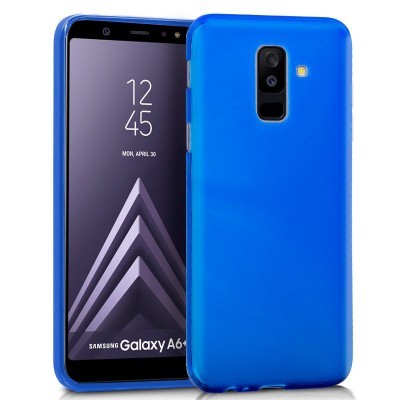 Smartphone Samsung Galaxy A6+ com capa azul e ecrã ligado
