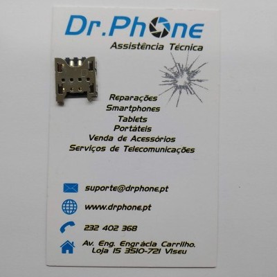 Cartão de visita da Dr.Phone com peça metálica pequena