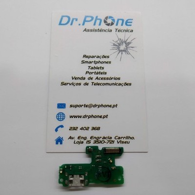 Cartão de visita da Dr.Phone com peça eletrónica