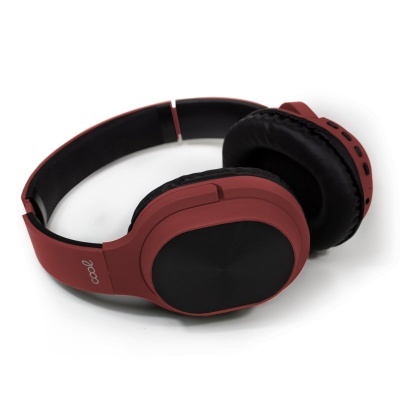 Auriculares sem fios vermelhos e pretos com almofadas acolchoadas