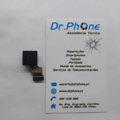 Pequena câmara negra com cartão de visita da Dr.Phone
