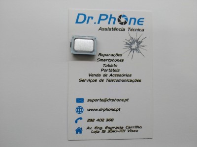 Cartão de visita da Dr. Phone com pequeno componente eletrónico em cima