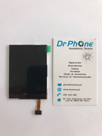 Ecrã LCD preto com conector flexível junto a cartão de visita Dr Phone Assistência Técnica