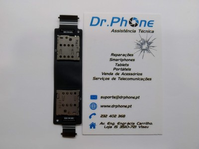 Cabo flex preto para smartphone ao lado de cartão de visita da Dr.Phone