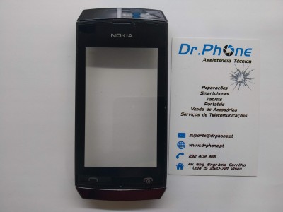 Peça frontal preta de telemóvel Nokia e cartão de visita Dr.Phone