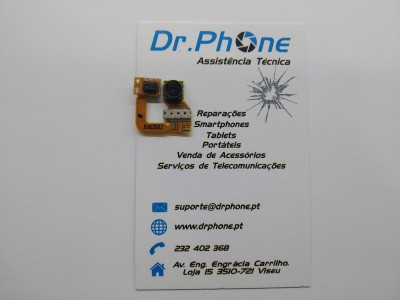 Cartão de visita da Dr. Phone com pequeno componente eletrônico em cima