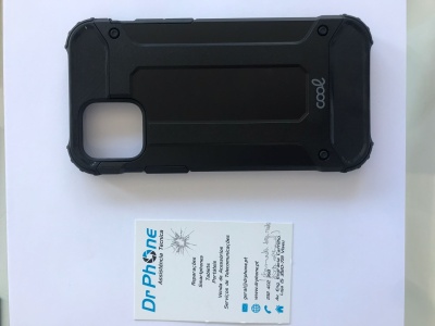 Capa protetora preta para smartphone com texto 'cool'