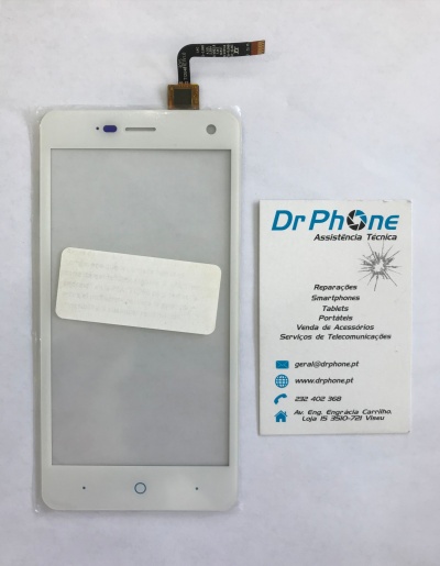 Ecrã tátil branco para smartphone com cartão de visita da Dr Phone