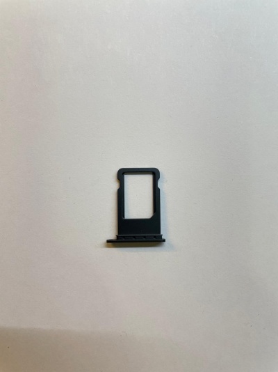 Suporte para cartão SIM preto em fundo branco