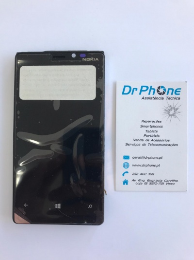 Smartphone Nokia preto com ecrã e cartão de visita da Dr Phone