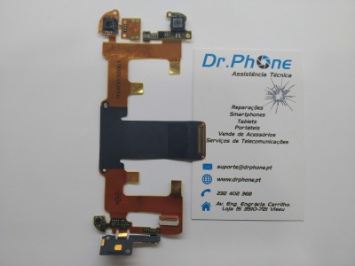 Flexível eletrónico em tons laranja e preto com cartão de visita de assistência técnica Dr.Phone