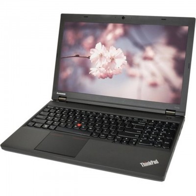 Computador portátil preto Lenovo ThinkPad com tecla vermelha e imagem de flores cor-de-rosa no ecrã