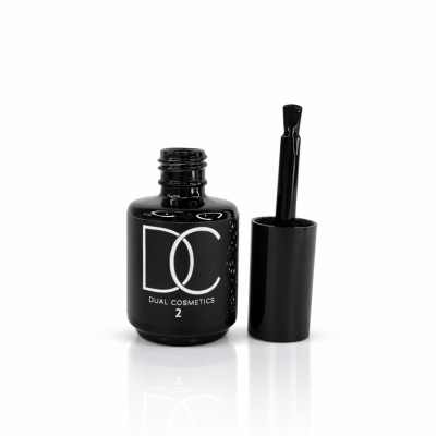 Frasco preto de vidro cosmético com pincel e rótulo DC DUAL COSMETICS 2