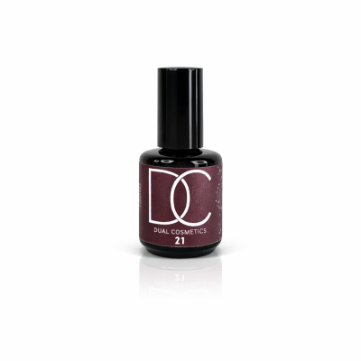 Frasco de verniz de unhas DC Dual Cosmetics 21 sobre fundo branco