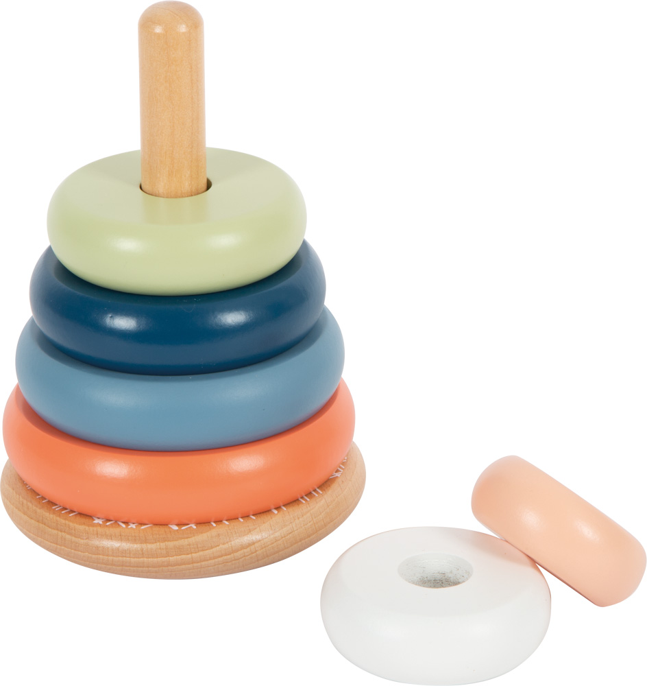 Brinquedo empilhável de madeira com argolas coloridas e base redonda.