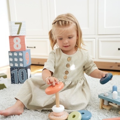 Torre&#x20;de&#x20;empilhamento&#x20;Argolas