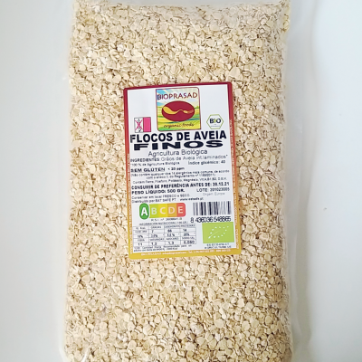 Pacote transparente de flocos de aveia Bioprasad com etiqueta detalhada