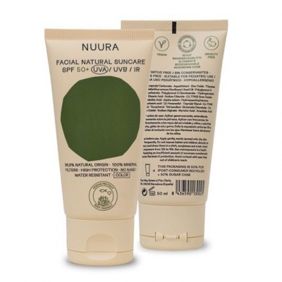 Protetor solar facial natural NUURA SPF 50+ em embalagem de tubo bege com detalhe verde