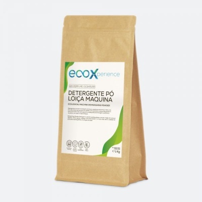 Saco de papel castanho com etiqueta branca e verde de detergente em pó para máquina de louça