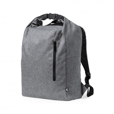 Mochila cinzenta com bolso preto vertical e alças ajustáveis