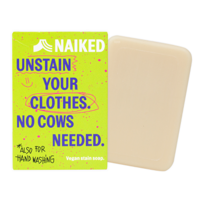 Sabão vegano de manchas com embalagem verde e texto azul e branco