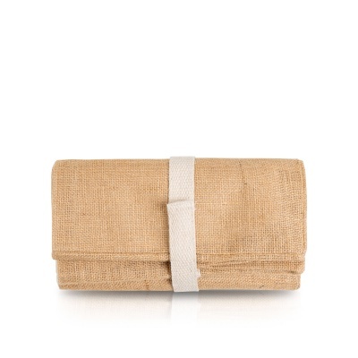 Bolsa ou carteira de tecido bege com tira branca