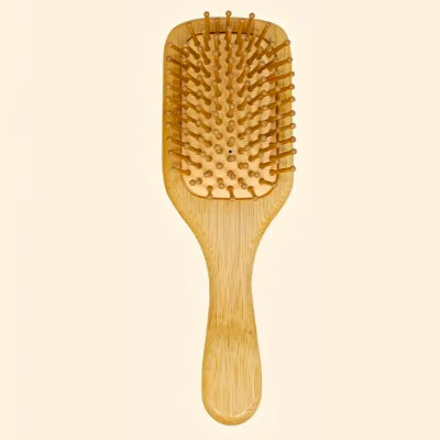 Escova de cabelo retangular de madeira com cerdas de madeira