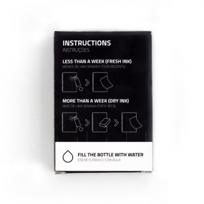 Embalagem preta com instruções em inglês e português e gráficos simples