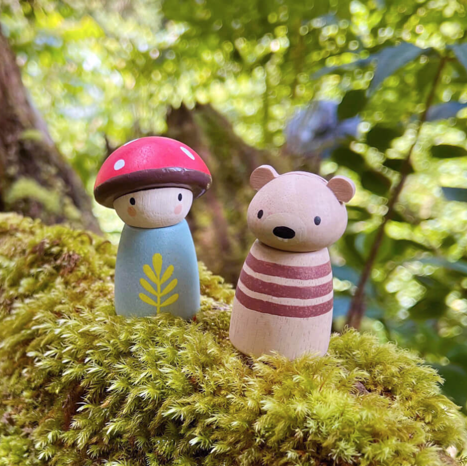 Uber de madeira floresta Tender leaf Uber de madeira floresta Tender leaf