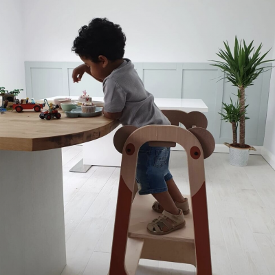 Torre de aprendizagem Montessori URSO