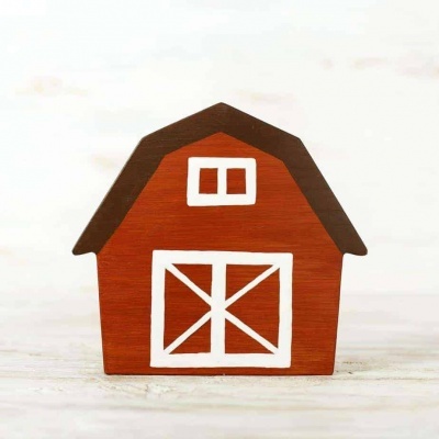 Estábulo de madeira Wooden Caterpillar